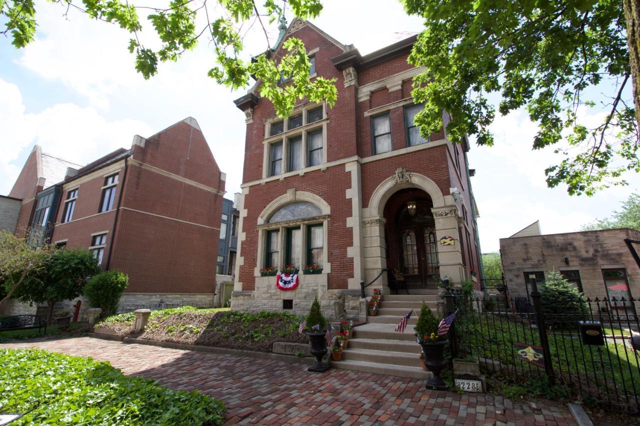 Mansion On The Mile B&B Indianapolis Bagian luar foto