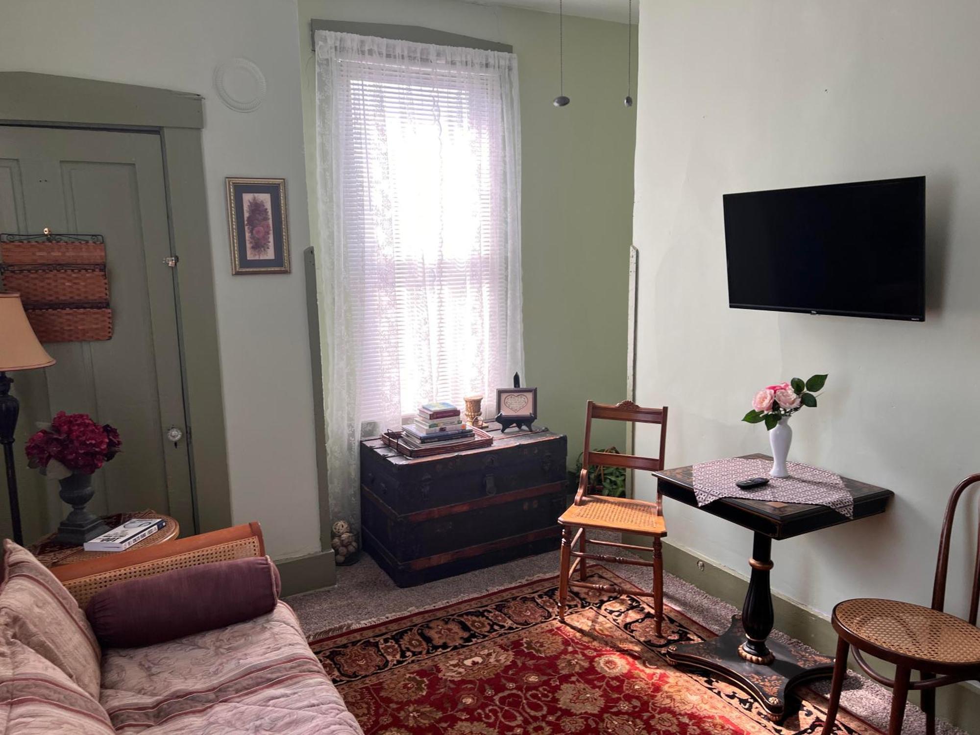 Mansion On The Mile B&B Indianapolis Bagian luar foto